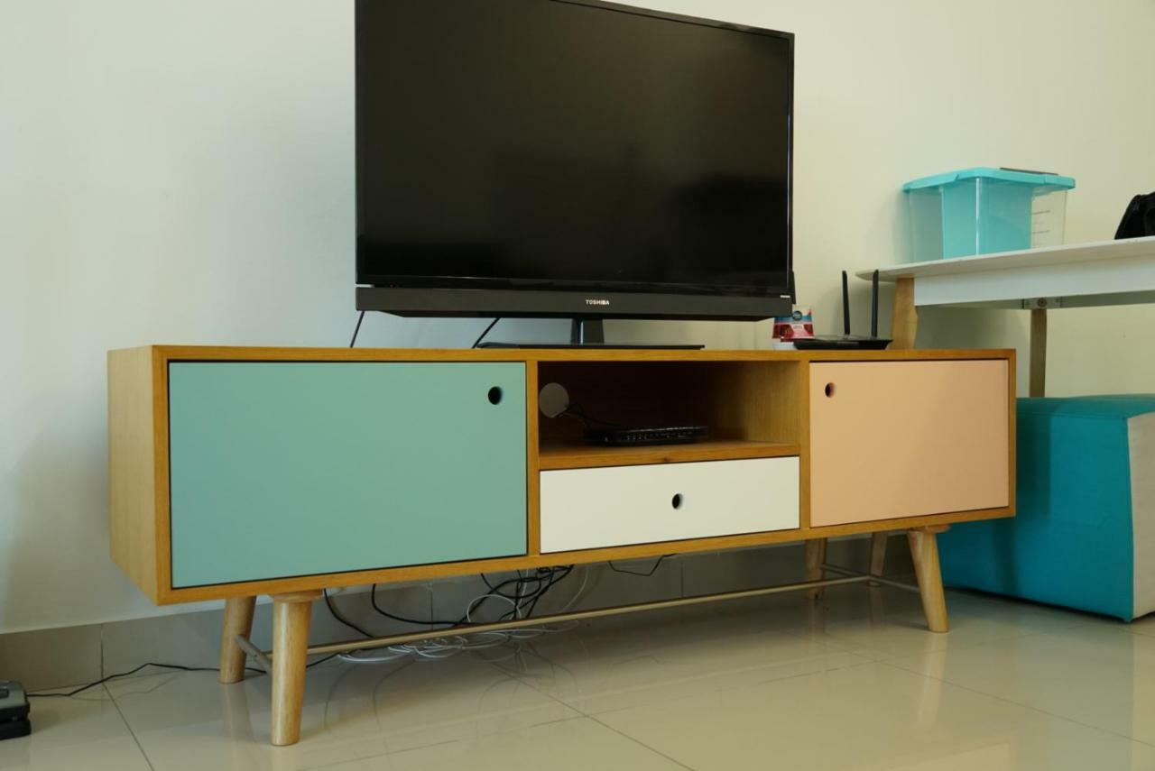 2 Carpark Gep 5 Star Hotel Bed & Sofa Studio Seri Kembangan Eksteriør billede
